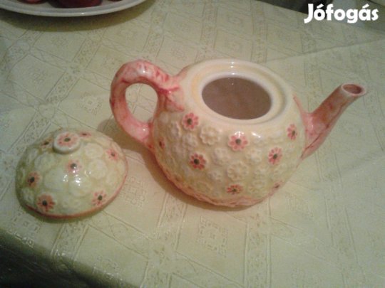 Teáskanna teakiöntő virág mintás -Boszorkánykonyha 4200,-Ft