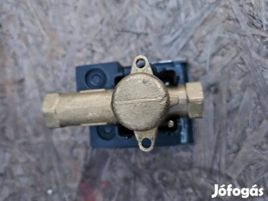 Tece infrás pisszoár szelep