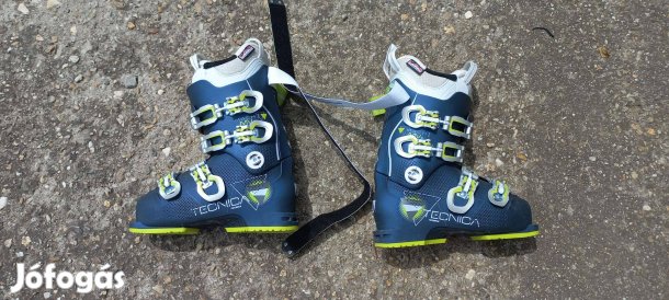 Technica sícipő 37