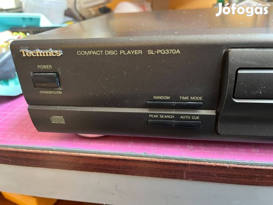 Technics SL-PG370A áron alul