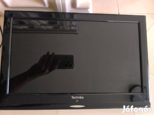 Technika TV konzollal 16L-914D modell eladó 39*26cm