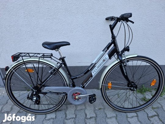 Technobike 28 as német agydinamós újszerű trekking eladó. postával is!
