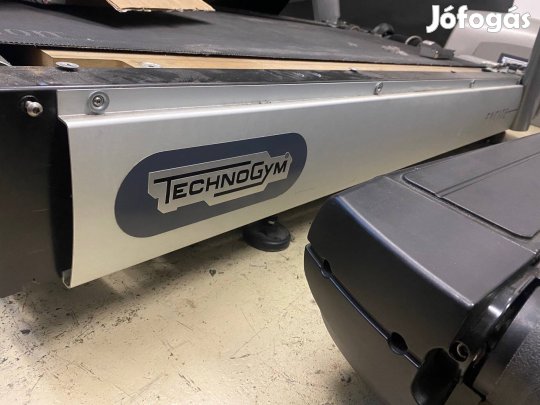 Technogym Excite futópad bontásra,az ár egy kapcsoló joystickek emelőm