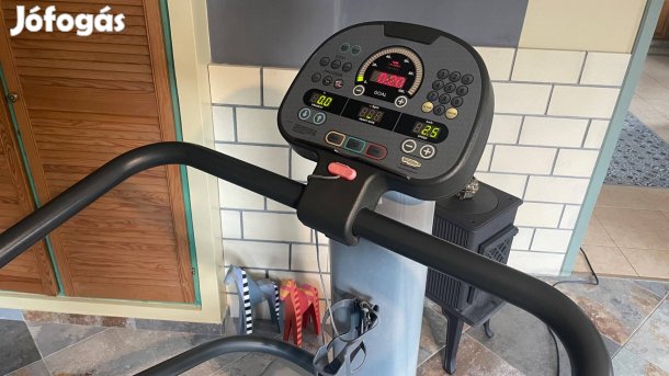 Technogym Spazio Forma futógép eladó