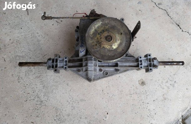 Tecumseh Peerles: Castelgarden fűnyíró traktor mechanikus váltó