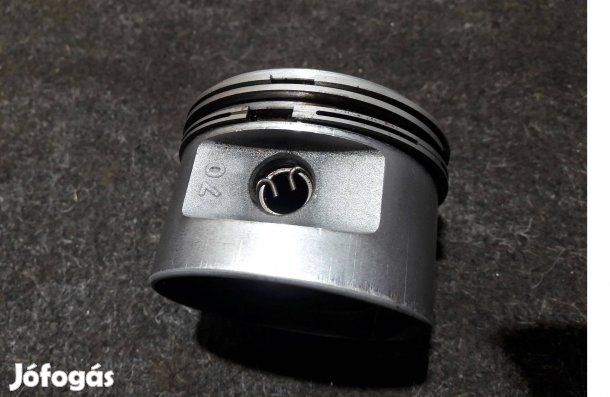 Tecumseh kapálógép / fűnyíró gyári dugattyú szett (71x50,60)