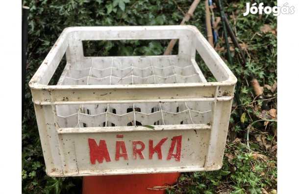 Tégi Márka üdítő üveg rekesz 5000 Ft :Lenti