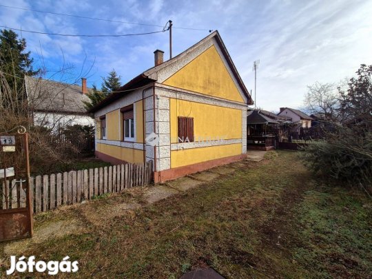 Tégla építésű ház eladó