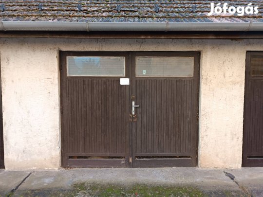 Tégla garázs eladó Siófok központjában