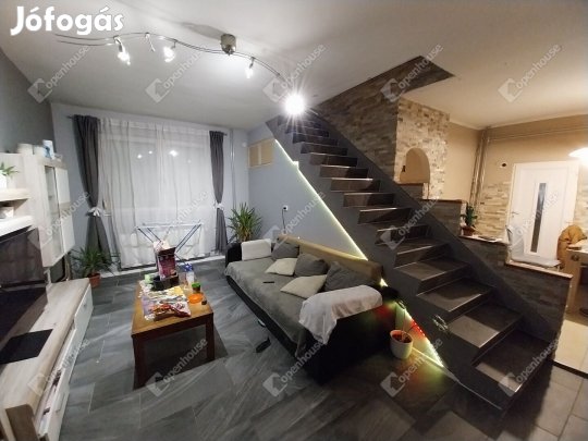 Téglalakás nagyon jó áron!