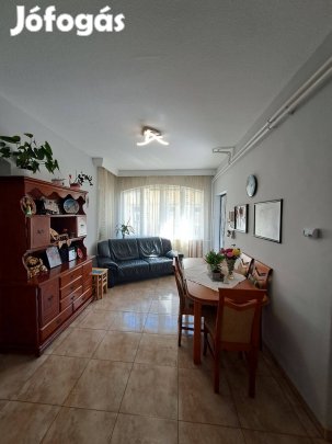 Tégláskertben 3 szobás 140 nm-es ház eladó