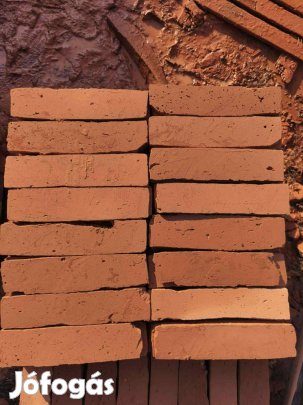 Téglaszelet eladó