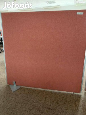Téglaszínű térelválasztó, állóparaván - használt irodabútor