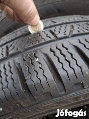 Teherautó gumiabroncs eladó 225/75 R16 c