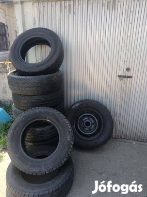 Teherautó gumik eladók