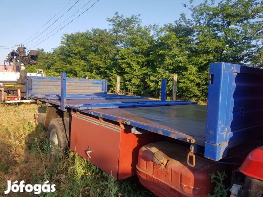 Teherautó plató eladó!