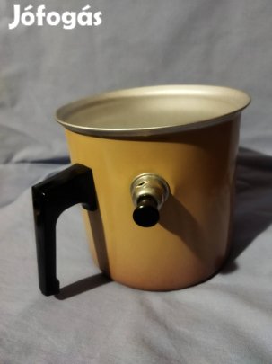 Tejforraló edény 