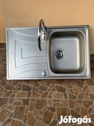 Teka mosogató csappal eladó!