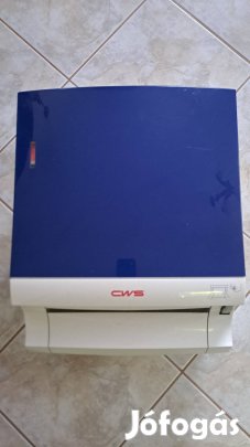 Tekercses papír törlő adagoló CWS .