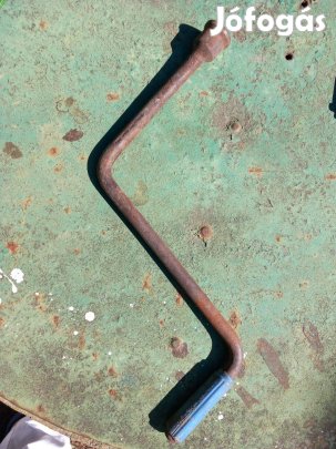 Tekerő kulcs régi karos kulcs