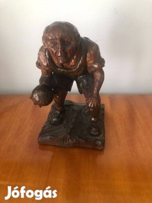 Tekéző fa szobor eladó