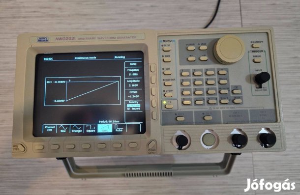 Tektronix AWG2021 szabadon programozható jelalak-generátor