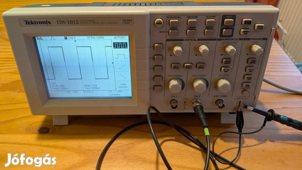 Tektronix TDS1012 100MHz 2ch 1GS/s digitális tárolós oszcilloszkóp