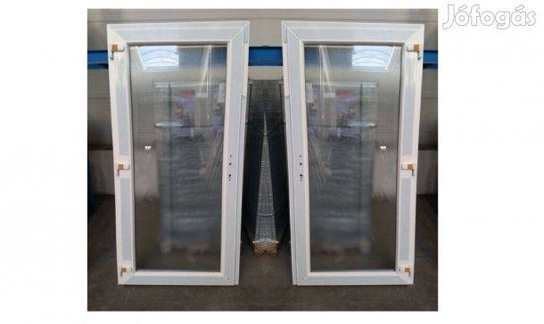Tele üveges bejárati ajtó akár egyedi méretben is 88x198,95x205 cm