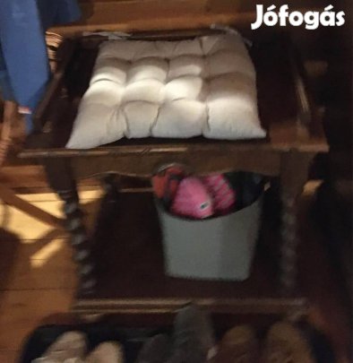 Telefon asztalka, koloniál