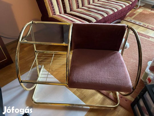 Telefonasztal újságtartóval eladó!