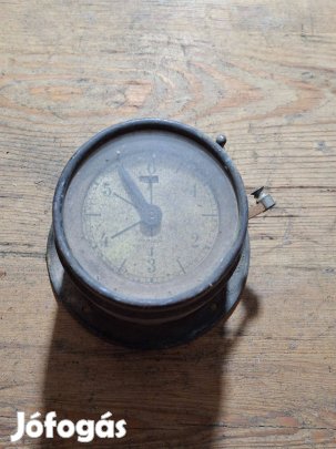 Telefonon központ óra