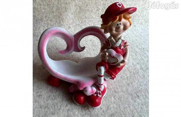 Telefontartó figura, dísztárgy kisfiú