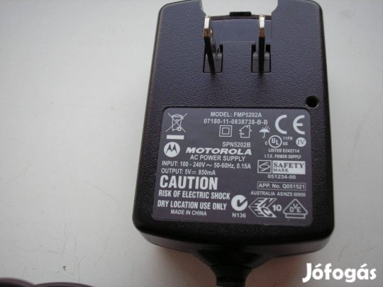 Telefontöltő , 5 V-os , használt , működik