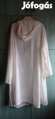 Téli álcaköpeny 2-es méretü.