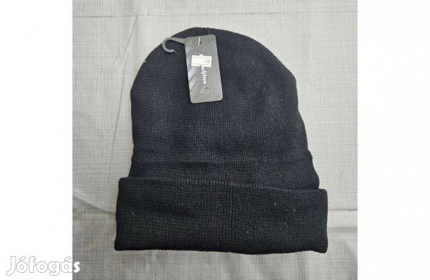 Téli fekete sapka (bélelt)