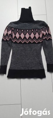 Téli garbós kötött pulóver eladó