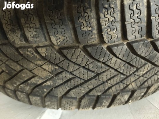 Téli gumi Falken 205/55/R16 91H alufelnin (5x112)