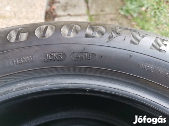 Téli gumi  205/60 r16 Goodyear