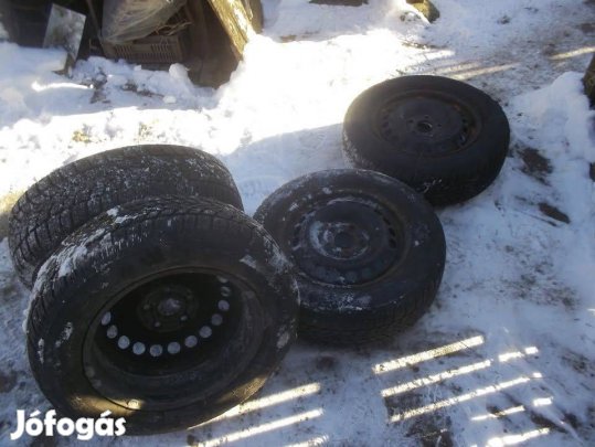 Téli gumi garnitúra felnin 195/65 R15