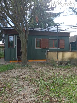 Téliesített faház kiadó