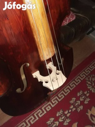 Teljes fa nagybőgő