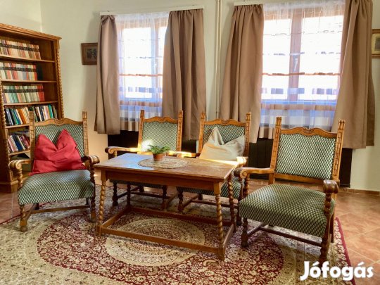 Teljes koloniál nappali szoba bútor