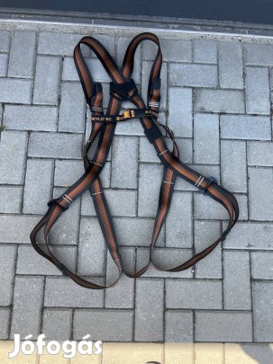 Teljes testheveder eladó