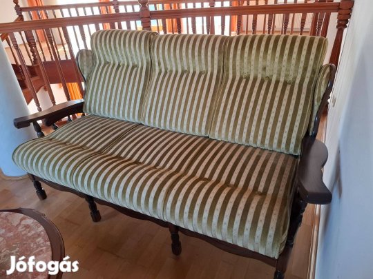 Teljesen felújított, rusztikus ülőgarnitúra (3-as kanapé + 2 fotel)