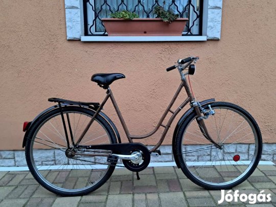 Teljesen felújított veterán orosz kerékpár