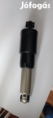 Teljesen új rugóstag, Suntour 