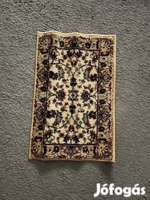 Teljesen új szőnyeg