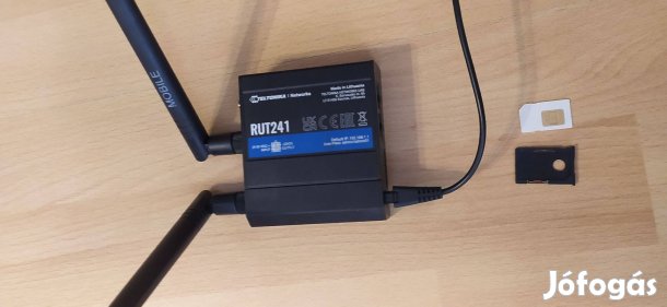 Teltonika Rut241 Router mobil ipari