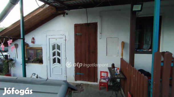 Tengelici eladó 66 nm-es ház