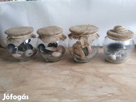 Tengeri hangulatú dekoráció üvegben